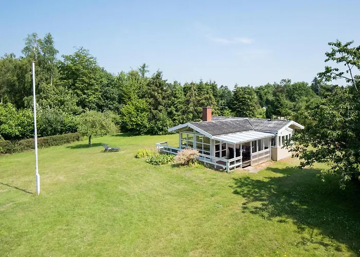 Strandholmen Xi Semesterbostad *