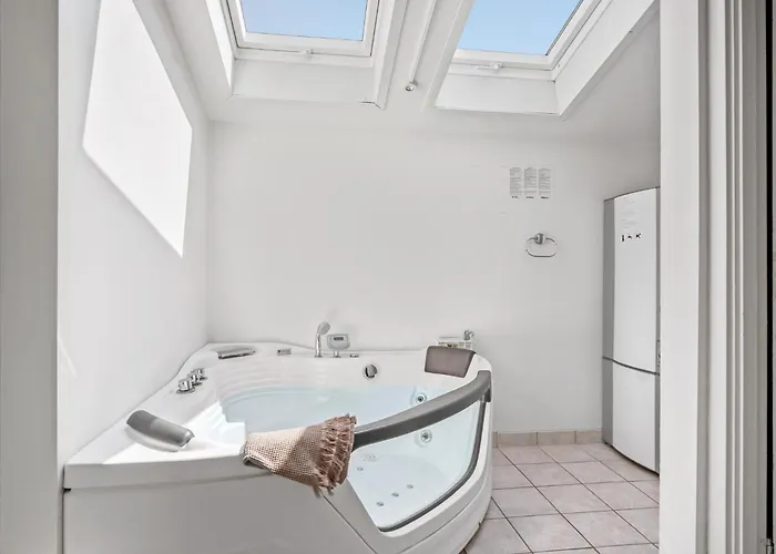 Semesterbostad Strandholmen Xi *