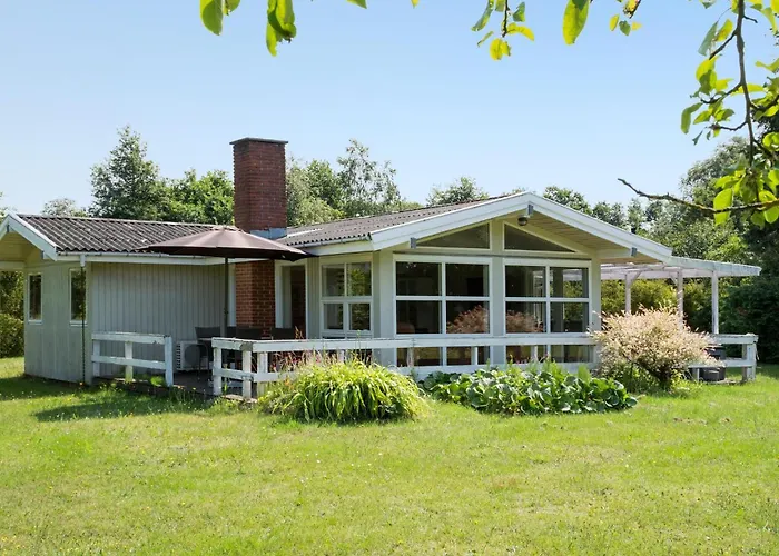 Semesterbostad Strandholmen Xi